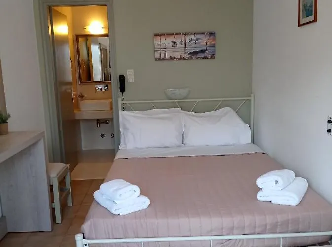 Summer Shades - Ex Arkoulis Hotel Náoussa