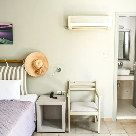 Summer Shades Hotel - Ex Arkoulis Naousa (Paros)