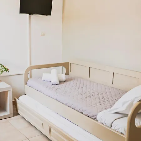 Summer Shades Hotel - Ex Arkoulis Naousa (Paros)